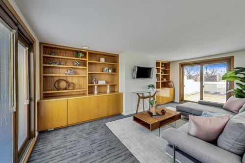 2246 Lakewood Ave, Chicago IL 60614-3629 exterior