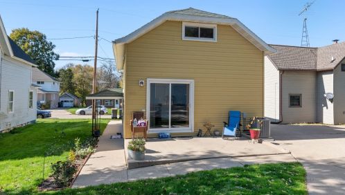 127 Nebraska St, Horicon WI 53032-1346 exterior