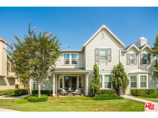 15561 Jasmine Pl, Tustin, CA 92782-1923