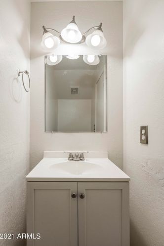 4523 Bluefield Ave, Phoenix AZ 85032-1420 exterior