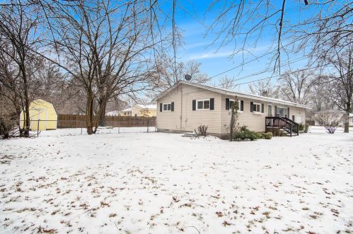 2245 Emens Dr, Meskegon MI  49444-4461 exterior