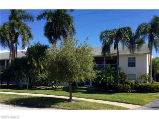 4954 Boulevard Ct, Naples, FL 34103-2830