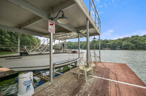 6372 Falcon Ln, Gainesville GA 30506-2429 exterior