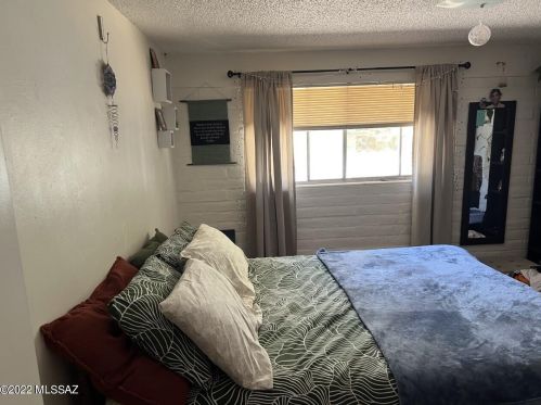 3241 Monte Vis Dr, Tucson AZ 85712-1630 exterior