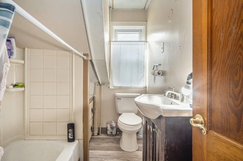 1467 Palmer Ave, Meskegon MI  49441-1772 exterior