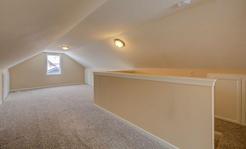 604 Gotzian St, Saint Paul MN 55106-4652 exterior