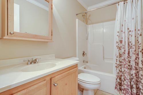 3803 Jacobson Dr, Bull Valley IL 60097-8142 exterior