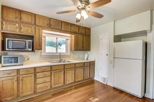 2847 77 St, Milwaukee WI 53219-2766 exterior