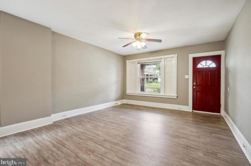 2817 10 St, Chester PA 19013-1604 exterior