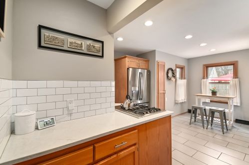 2434 85, Milwaukee WI 53226-1912 exterior