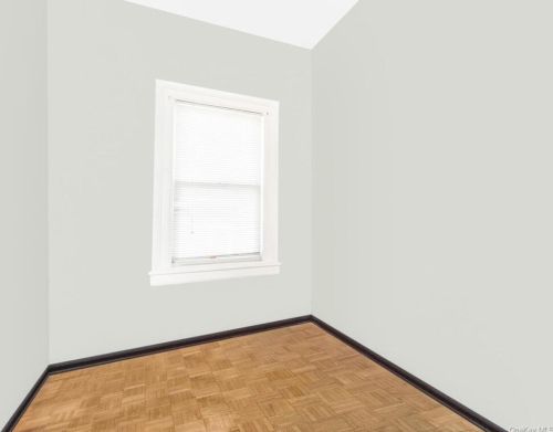 2224 Valentine Ave, Bronx NY 10458-7139 exterior