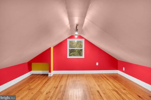 803 Rambler Ave, Runnemede NJ 08078-1027 exterior