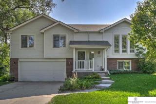 7323 77th St, Omaha, NE 68122-1500