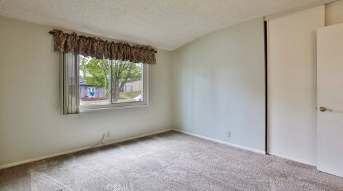 1100 Lincoln Ave, Fullerton CA 92831-4506 exterior