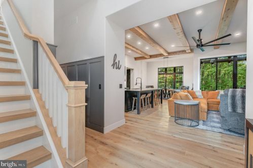 2054 Church Rd, Hummelstown PA exterior