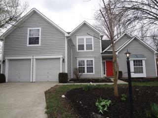 8202 Kentallen Ct, Indianapolis IN  46236-8380 exterior