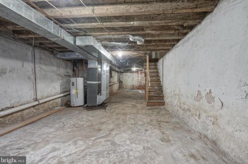 1310 17 St, Philadelphia PA 19121-5041 exterior