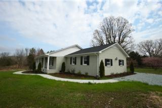 2304 Walker Rd, Hillsborough, NC 27278-9127