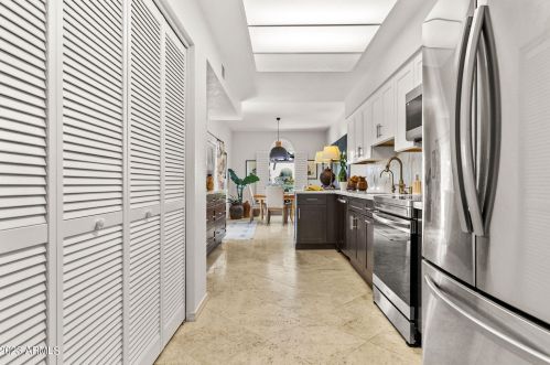 4312 28th Way, Phoenix AZ  85016-5811 exterior