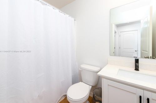 1680 Airoso Blvd, Fort Pierce FL  34984-3737 exterior