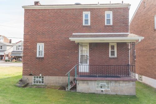 7209 Mcclure Ave, Pittsburgh PA 15218-2307 exterior