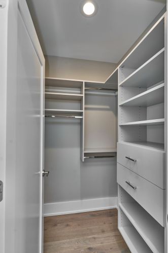 6227 Ellis Ave, Chicago IL 60653-3615 exterior