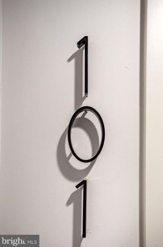 1420 Capitol St, Washington DC  20003-1571 exterior