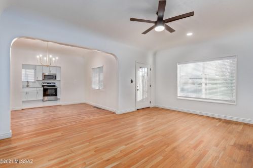 2109 Grant Rd, Tucson AZ  85719-3412 exterior