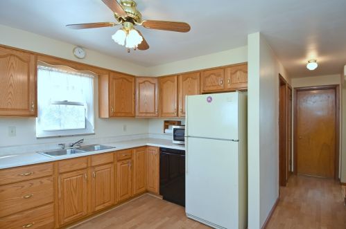 7934 Elm St, Pittsburgh PA 15221-1920 exterior