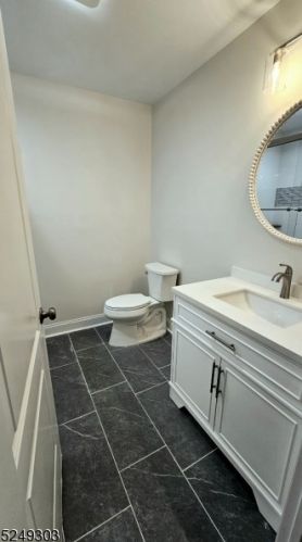 18 Old Stirling Rd, Warren NJ  07059-5810 exterior