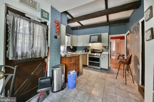 923 Fillmore St, Philadelphia PA 19124-2926 exterior