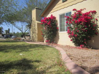 70 Ashland Ave, Phoenix AZ  85004-1320 exterior