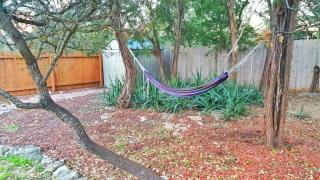 8219 Edgemoor Pl, Austin TX  78749-3702 exterior