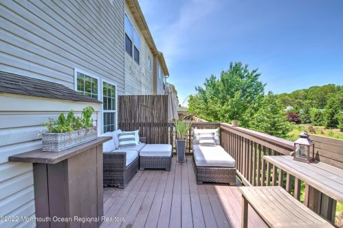 44 Pate Dr, Middletown NJ 07748-1700 exterior