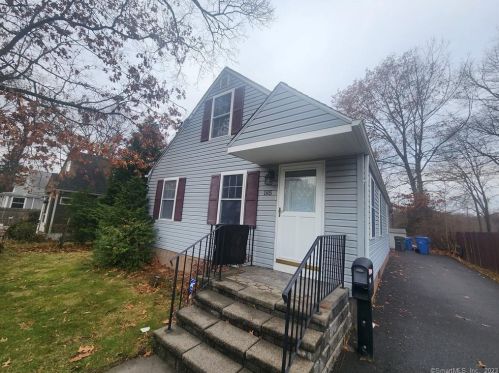 185 Loomis St, Manchester CT  06042-1947 exterior