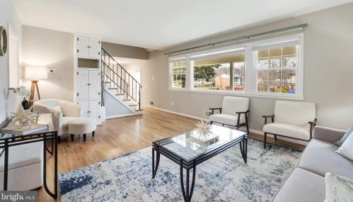 8428 Cherry Vly Ln, Alexandria VA 22309-2100 exterior