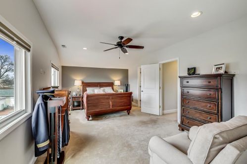 4316 Moody Ave, Chicago IL 60638-3545 exterior