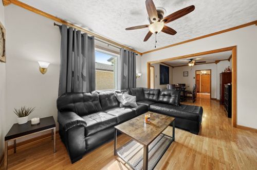 11154 Whipple St, Chicago IL 60655-2328 exterior