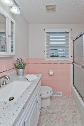 111 Sunnymeade Ave, Chicopee MA 01020-1738 exterior