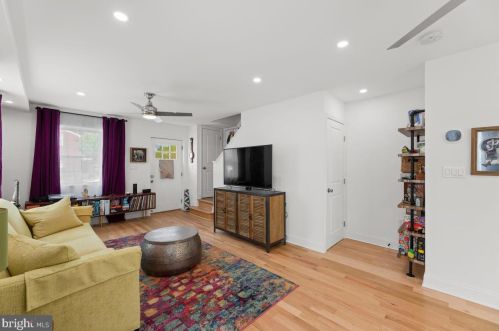 632 Chaplin St, Washington DC  20019-4245 exterior