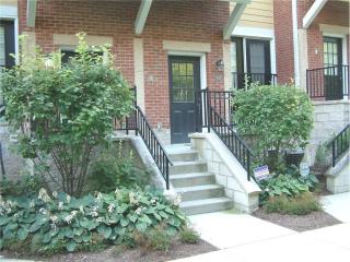 1039 Reserve Way, Indianapolis IN  46220-1884 exterior