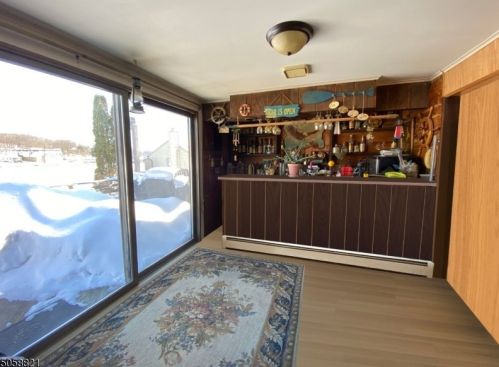 45 River Styx Rd, Hopatcong NJ 07843-1827 exterior