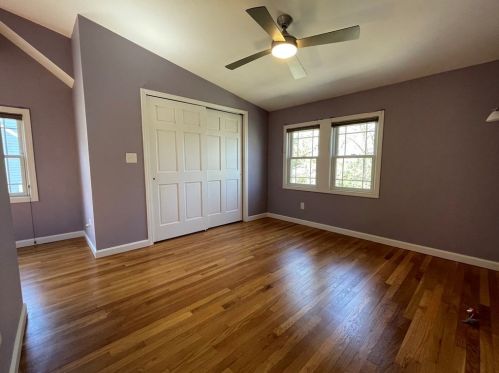 34 Roundwood Rd, Newton MA 02464-1217 exterior