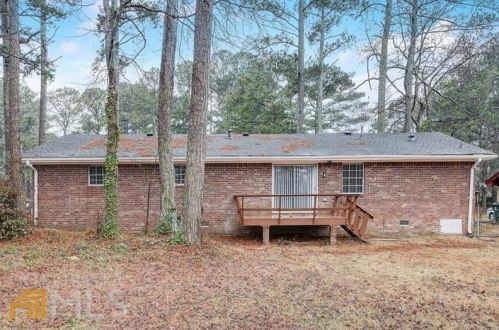 6460 Connell Rd, Atlanta GA  30349-4538 exterior