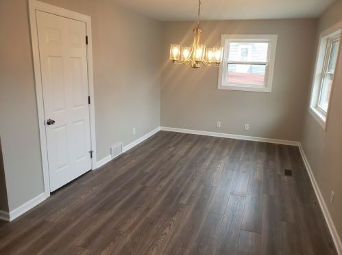 2005 Dartmoor Dr, Joliet IL 60435-3310 exterior