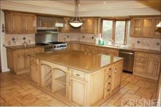 5425 Amigo Ave, Los Angeles CA  91356-4113 exterior