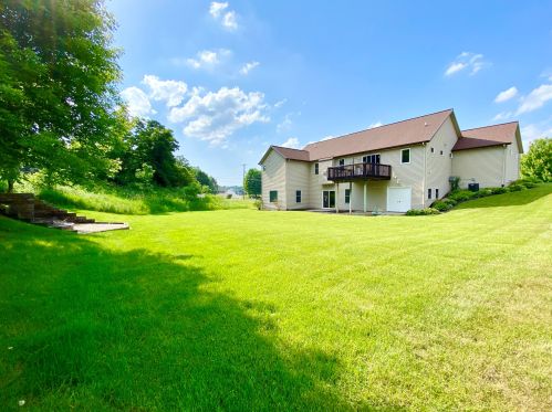 2374 Conifer Ridge Dr, Byron Township MI  49315-7915 exterior