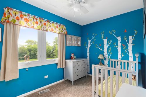 1323 Hamilton Ave, Elmhurst IL 60126-5407 exterior