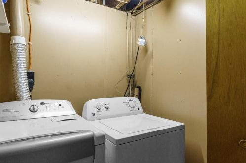 25 Kentland Ave, Providence RI 02904-1904 exterior