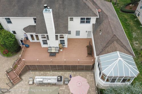 591 Derose Ln, East Freehold NJ 07728-9236 exterior